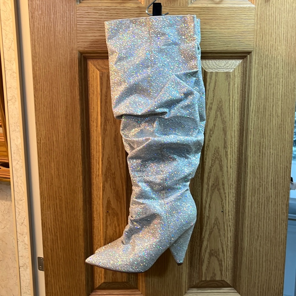 Shoe Dazzle boots size 7